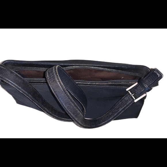 Black Coach bag - Picture 4 of 8